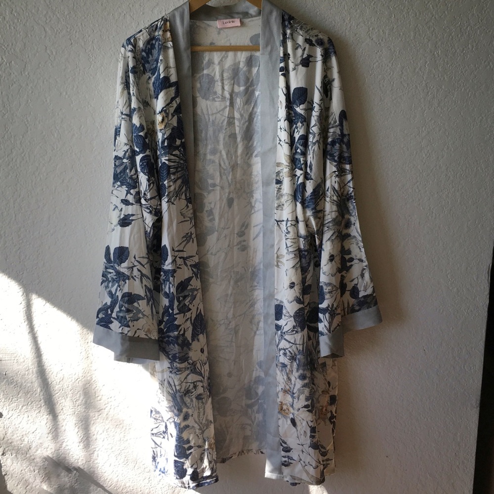 Luvlette Silk Floral Bathrobe